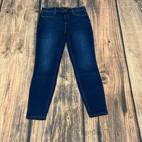 Talbots Women's‎ Jegging Jeans Size 4 Blue Dark Wash Skinny Fit - Picture 1 of 4
